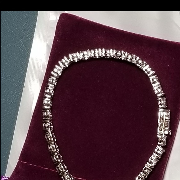 14K white gold plated cubic zirconia 7.5 inch Tennis Bracelet(read description) - Picture 5 of 6